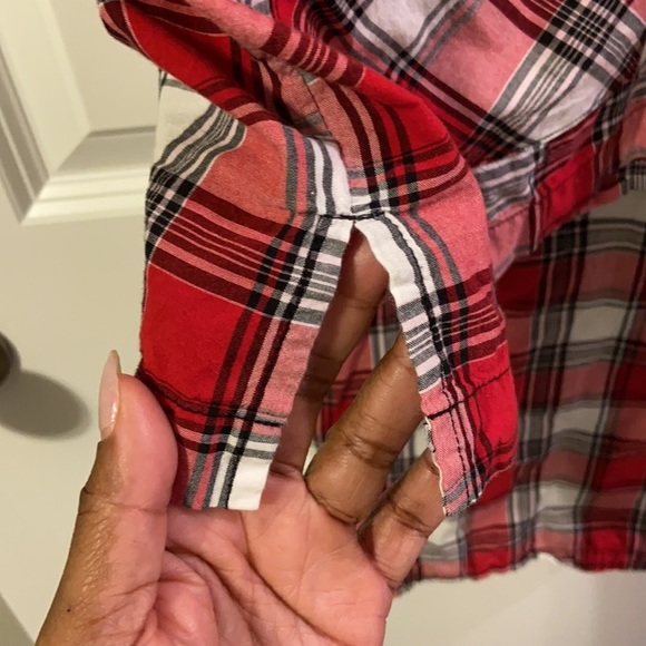 V.S black, red and white classic button down pajamas with drawstring waist. - Picture 7 of 12